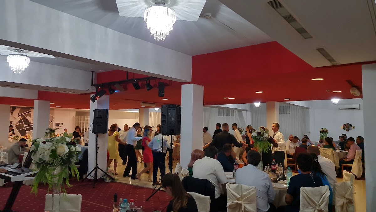 Restaurantul Reef Bascov-2